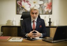 CEO manager pexels