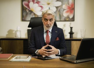 CEO manager pexels