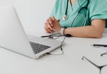 Il gap digitale della sanità italiana: cosa chiedono davvero gli utenti alla telemedicina telemedicina pexels