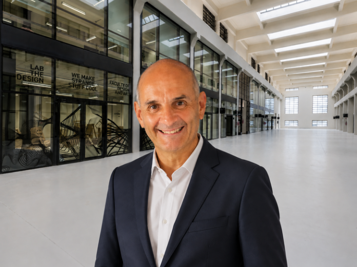rsz_claudio_panerai_-global_sales_director_i-vertix_-1 rsz_claudio_panerai_-global_sales_director_i-vertix_-1