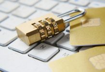 IA sul lavoro, il paradosso della privacy: quasi la metà degli italiani condivide dati sensibili dati sensibili privaxy sicurezza cybersecurity unsplash
