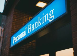 Settore bancario al centro dell’ecosistema delle infrastrutture strategiche critiche settore bancario banche unspalsh