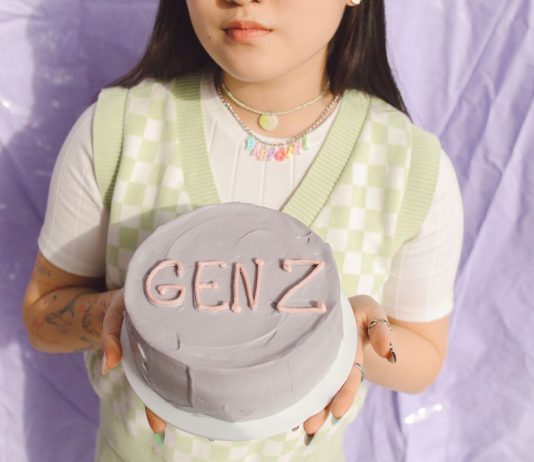 Generazione AI: come la Gen Z sta ridisegnando le aspettative digitali in azienda genz Z pexels