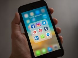 Il mobile advertising deve smettere di ragionare per device mobile advertising social networks pexels