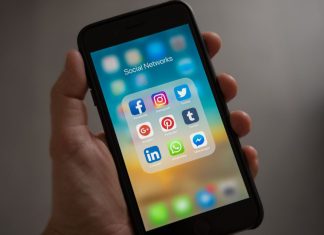 Il mobile advertising deve smettere di ragionare per device mobile advertising social networks pexels