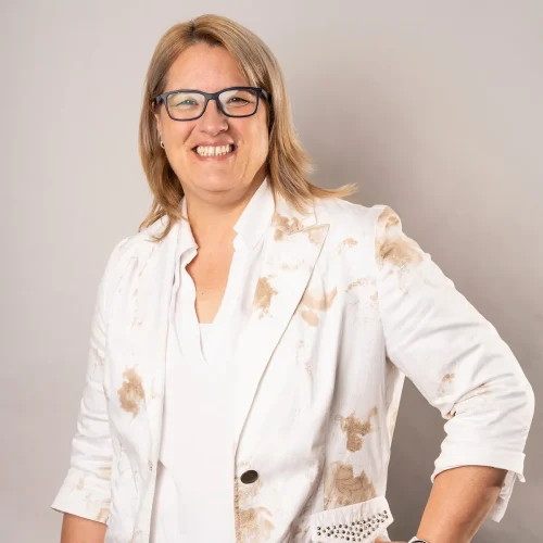Alessandra Sponchiado, General Manager