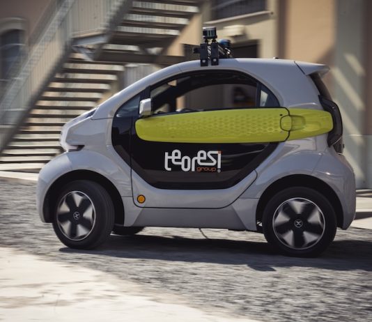 Guida autonoma, connessa e reti avanzate 5G: a Torino la prima demo su strada Guida autonoma