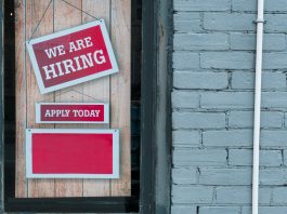 Recruiting 2026: il 70% delle aziende non trova talenti Recruiting offerte di lavoro unsplash