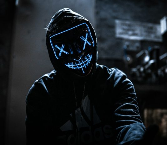 Social engineering, come ridurre il rischio? Social engineering hacker pexels