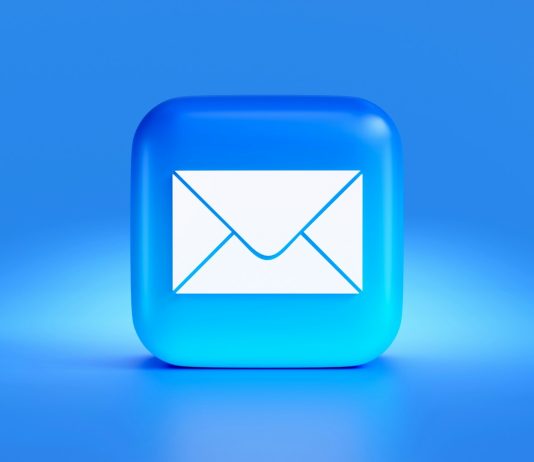 PEC, 20 milioni di caselle e 3,5 miliardi di messaggi PEC mail e-mail unsplash