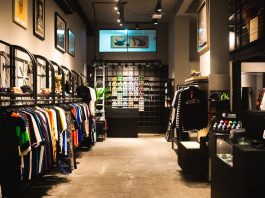 “Connected Store”, l’evoluzione del concetto di negozio connected store pexels