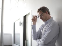 Quando l’IA sbaglia, chi è il responsabile? IA sbaglia preoccupazione - pexels