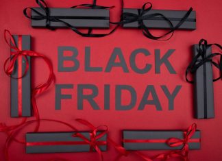Black Friday e Natale: gli italiani pianificano in anticipo, tra volantini e primi passi dell’AI black friday pexels